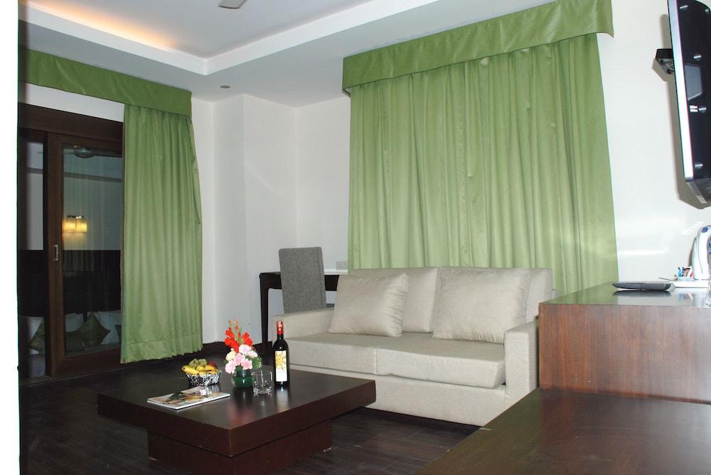 Jht Hotels Нью-Дели Экстерьер фото