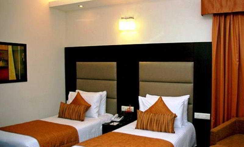 Jht Hotels Нью-Дели Экстерьер фото