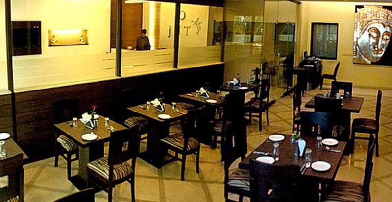 Jht Hotels Нью-Дели Экстерьер фото