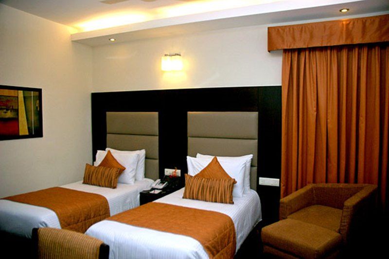 Jht Hotels Нью-Дели Экстерьер фото